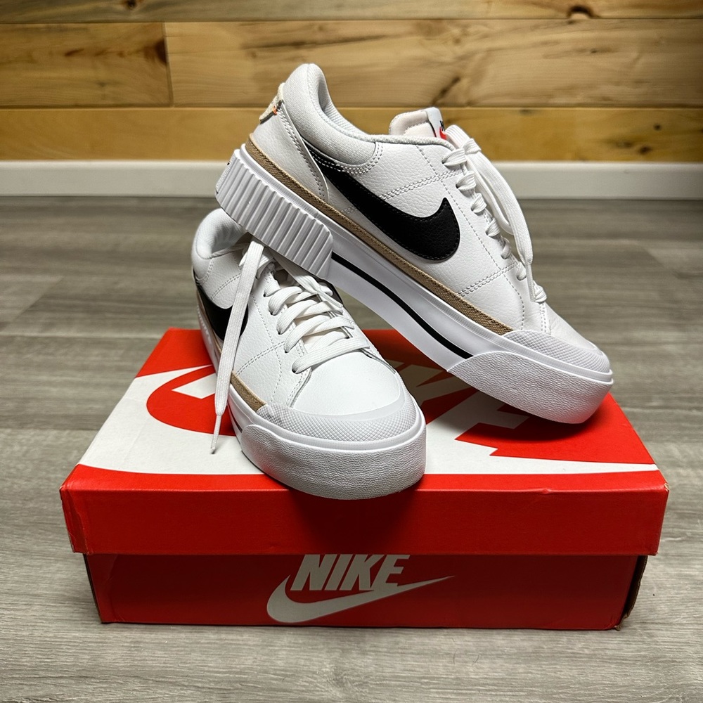 Nike Court Legacy Lift